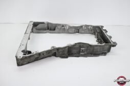 Mercedes E-200 CDI 16V Carterpan tussenstuk Nr:  A6510140302 Code: 651925