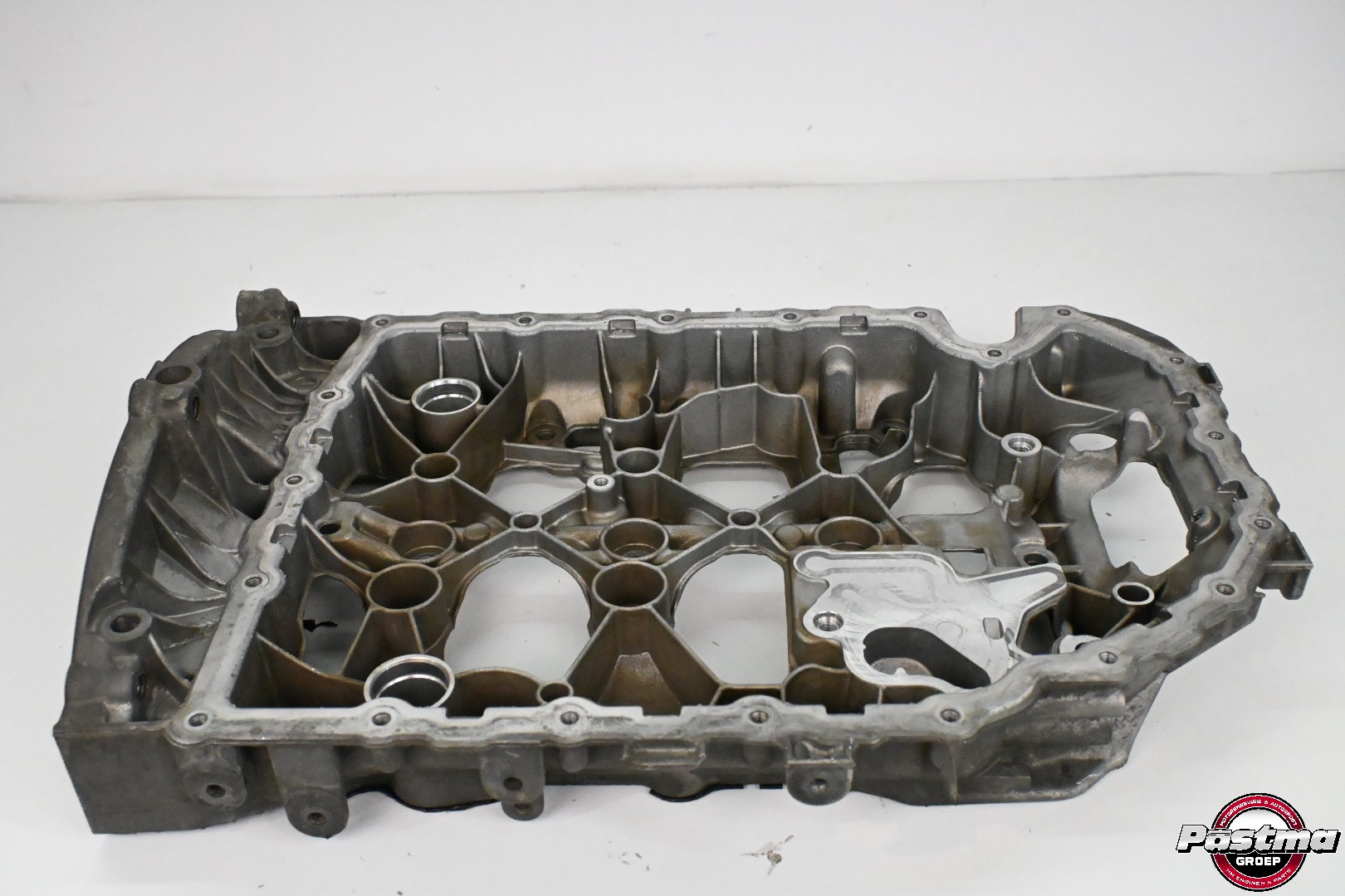 Volkswagen Golf 2.0 R Carterpan tussenstuk Nr: 06K103603BL Code: CJX - Afbeelding 5