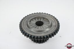 Volkswagen Passat 1.8 TSI Tandwiel Nr: 06H105209A Code: CJS