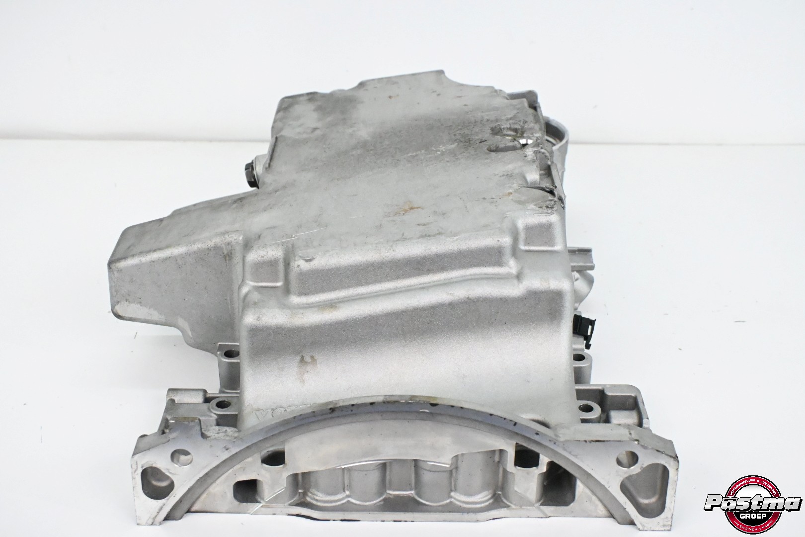 Volvo 2.0 16V Carterpan Nr: 31480325 Code: D4204T8 - Afbeelding 2