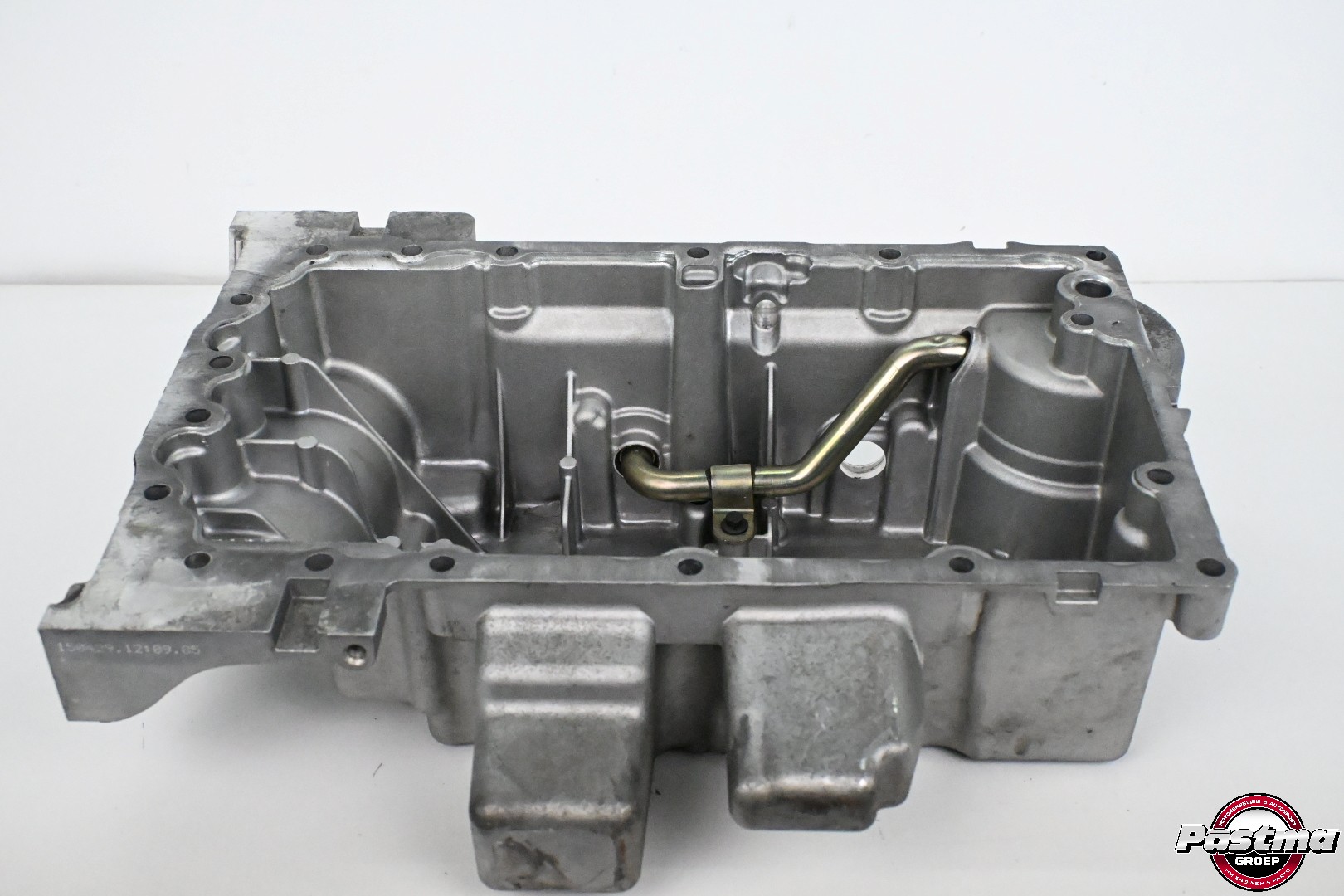 Volvo 2.0 16V Carterpan Nr: 31480325 Code: D4204T8 - Afbeelding 4